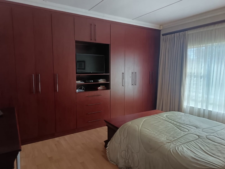 4 Bedroom Property for Sale in El Toro Park Northern Cape